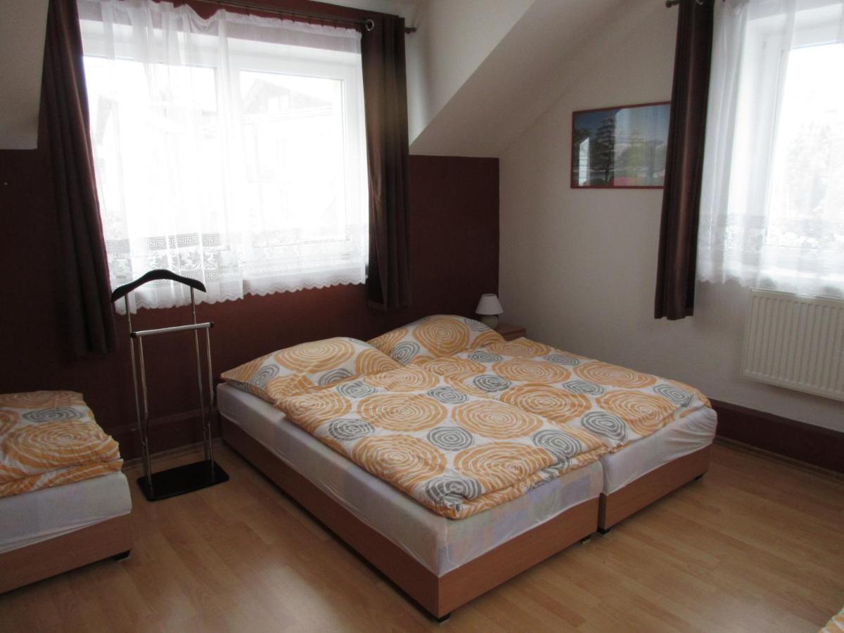 Apartmany Jaruska Нова Лесна Екстер'єр фото